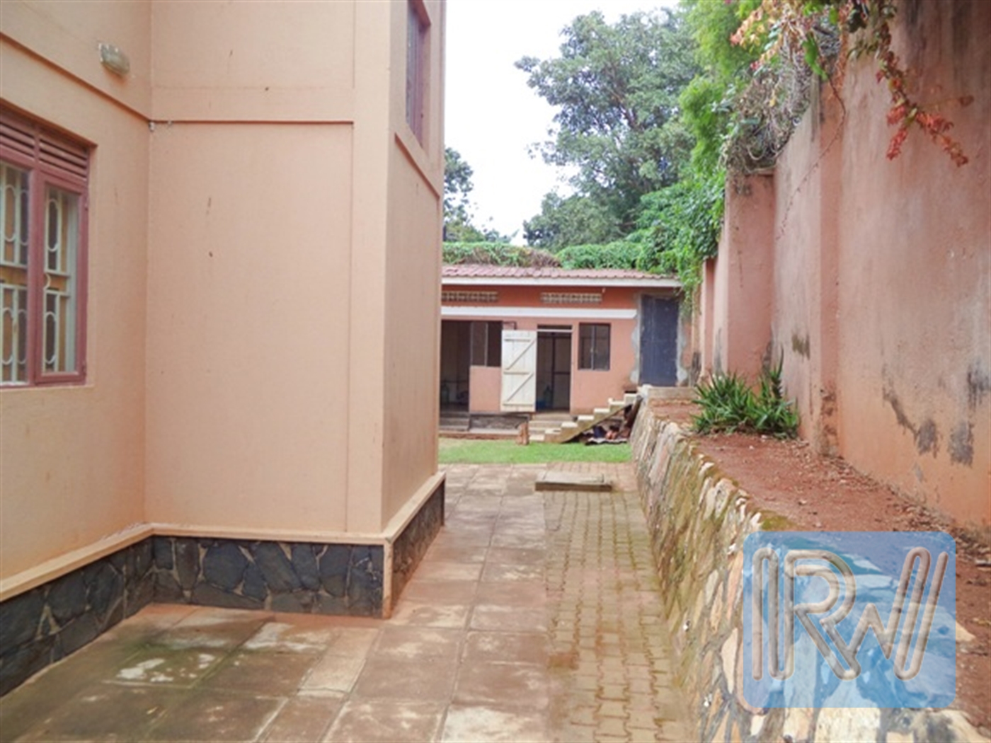 Storeyed house for rent in Entebbe Wakiso