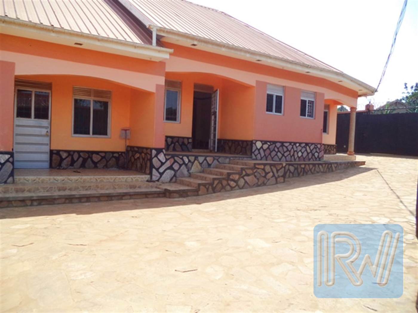 Semi Detached for rent in Entebbe Wakiso