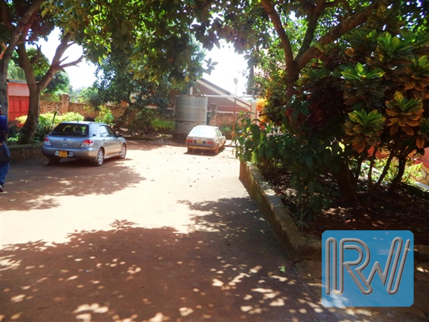 Storeyed house for sale in Entebbe Wakiso