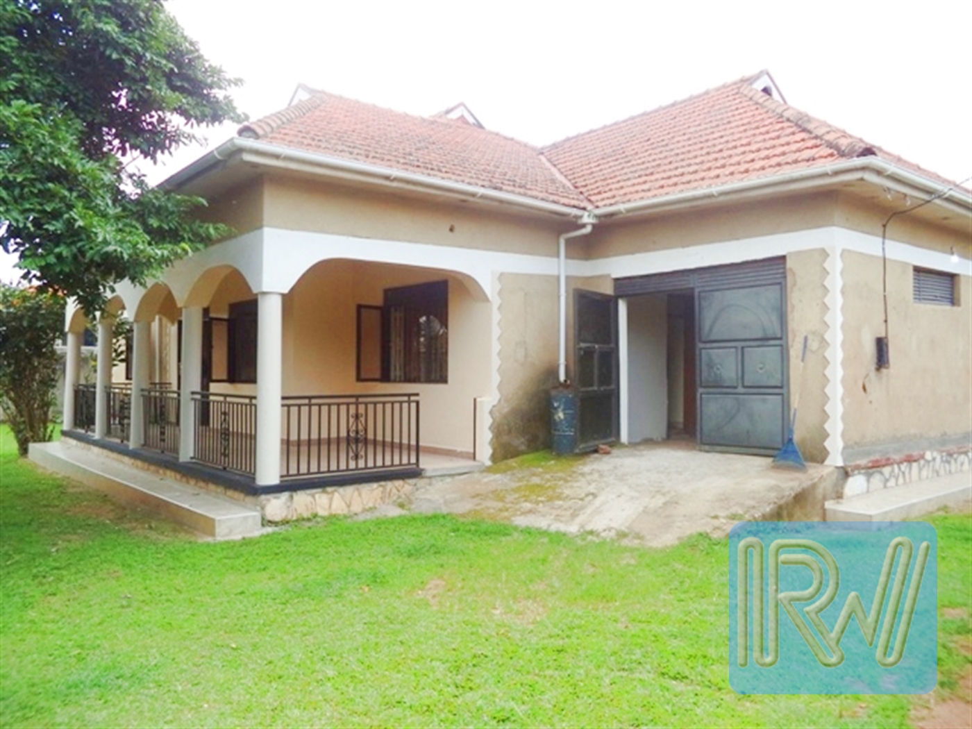 Bungalow for sale in AbayitaAbabiri Wakiso