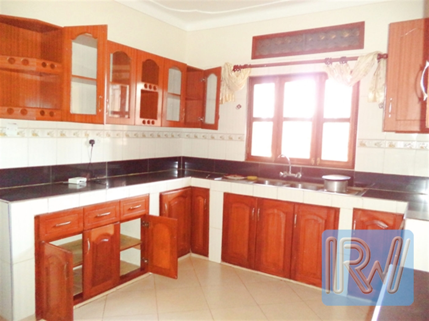 Bungalow for rent in Entebbe Wakiso