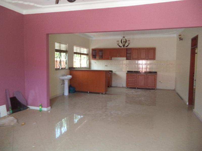 Bungalow for sale in Kajjansi Wakiso