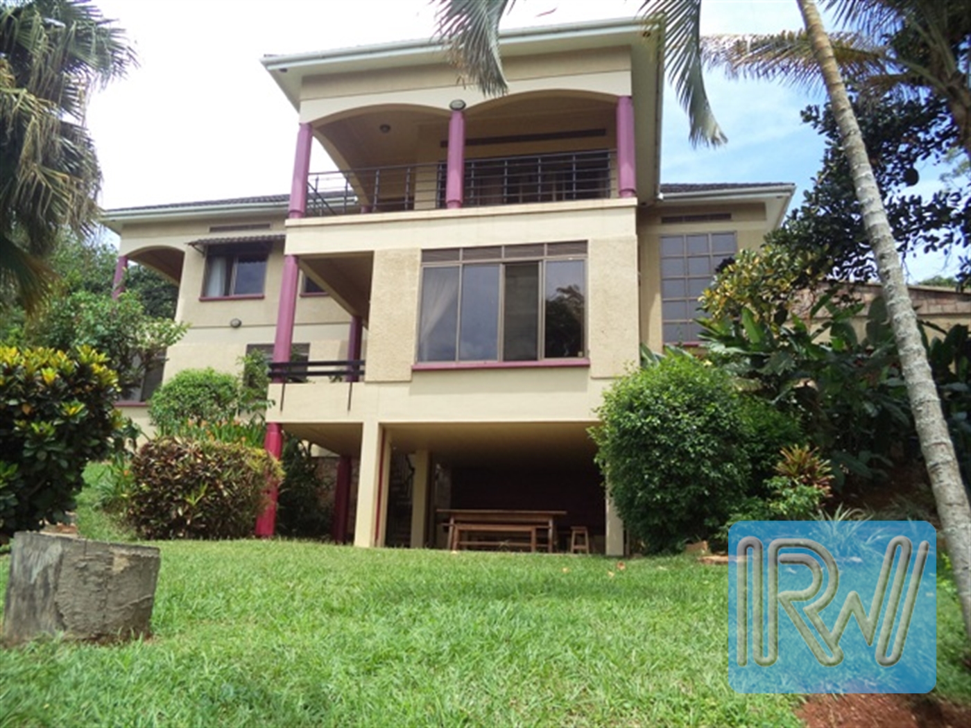 Mansion for rent in Entebbe Wakiso