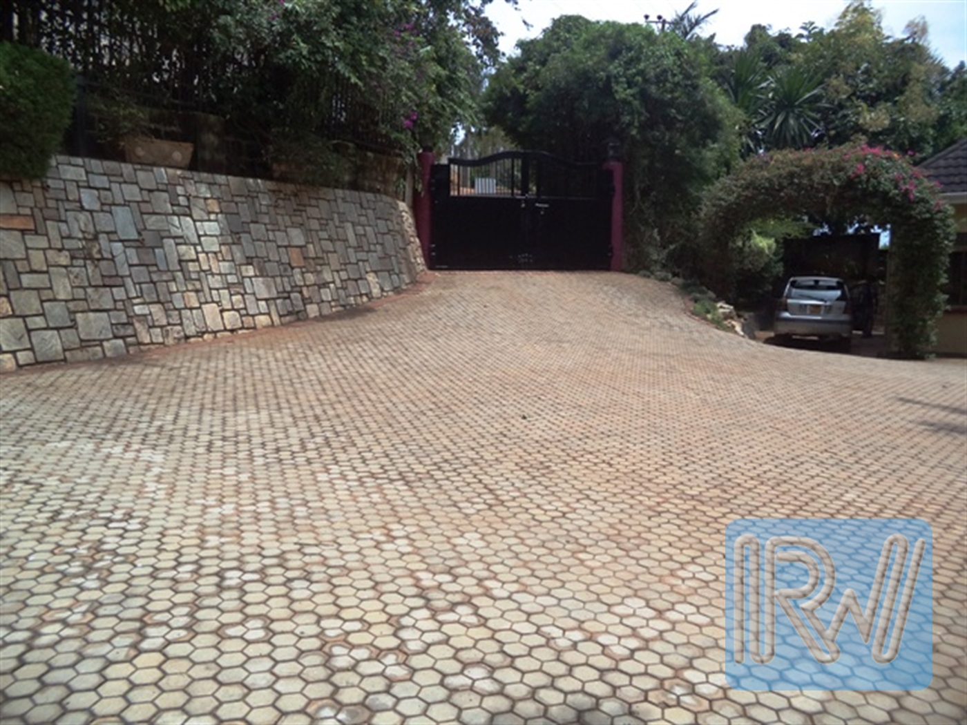 Mansion for rent in Entebbe Wakiso