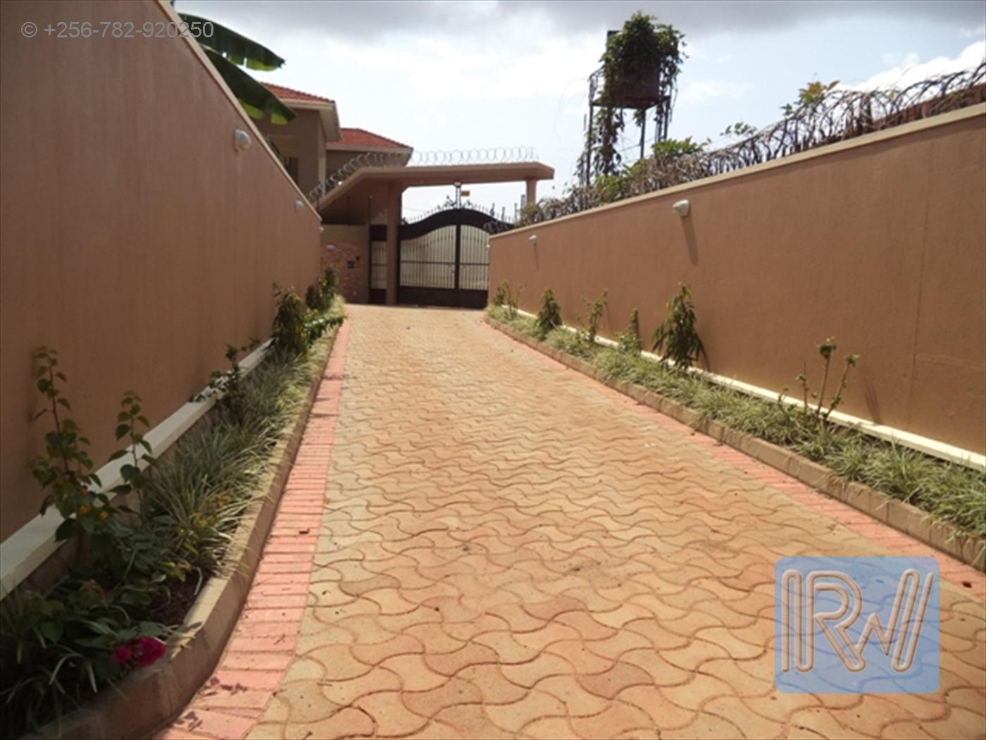 Mansion for rent in Entebbe Wakiso