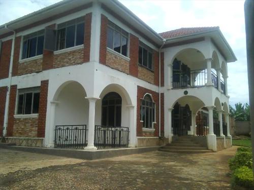 Mansion for rent in Entebbe Wakiso