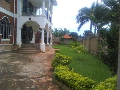 Mansion for rent in Entebbe Wakiso