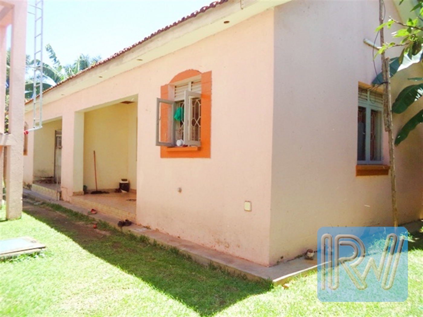 Storeyed house for rent in Entebbe Wakiso