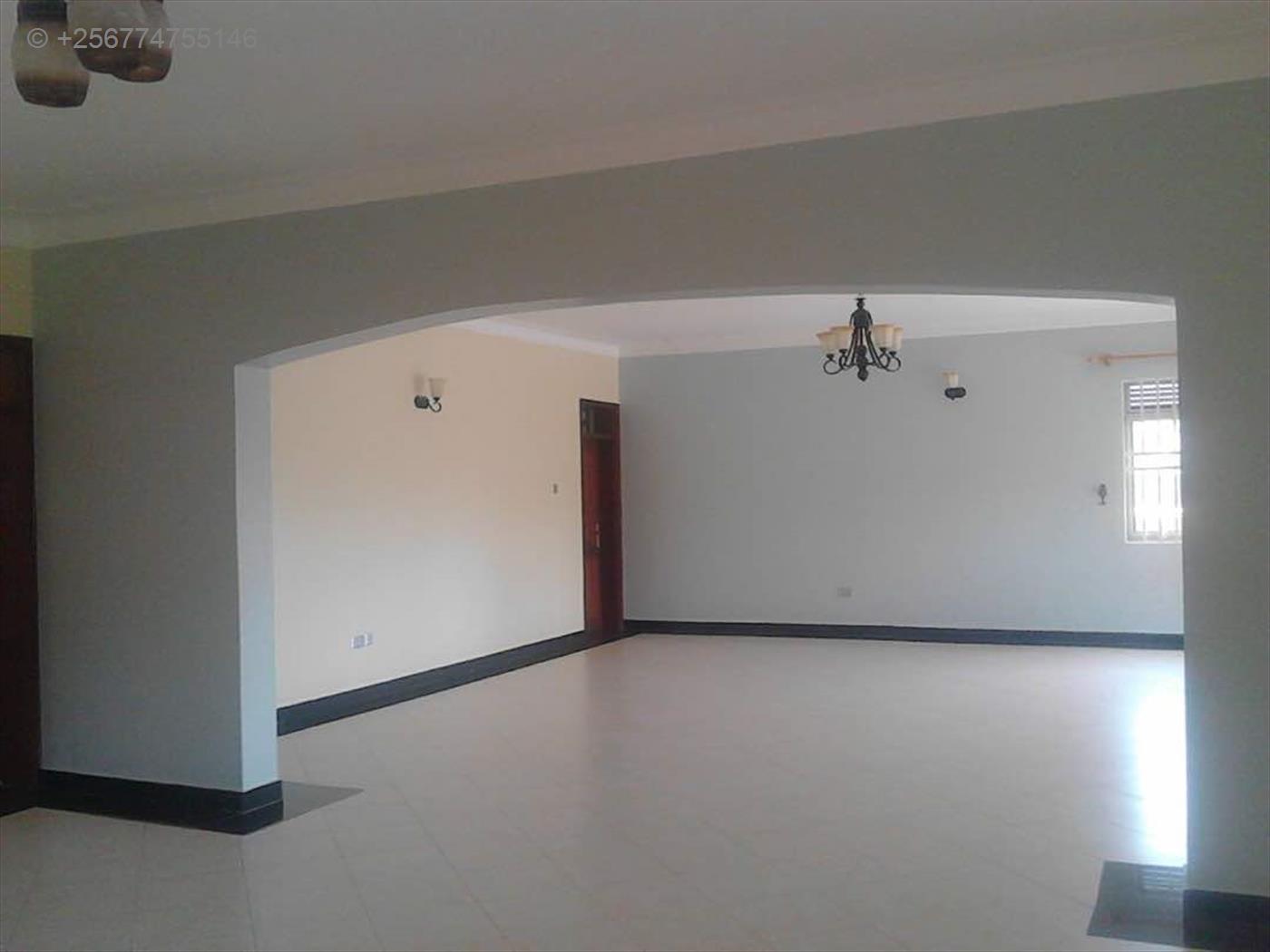 Mansion for sale in Bwebajja Wakiso