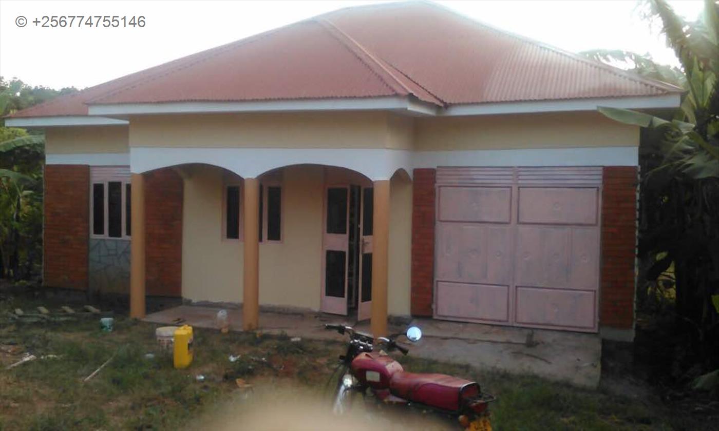 Bungalow for sale in Bwebajja Wakiso