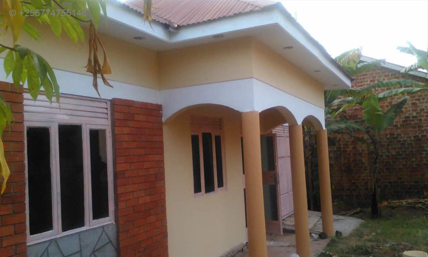 Bungalow for sale in Bwebajja Wakiso