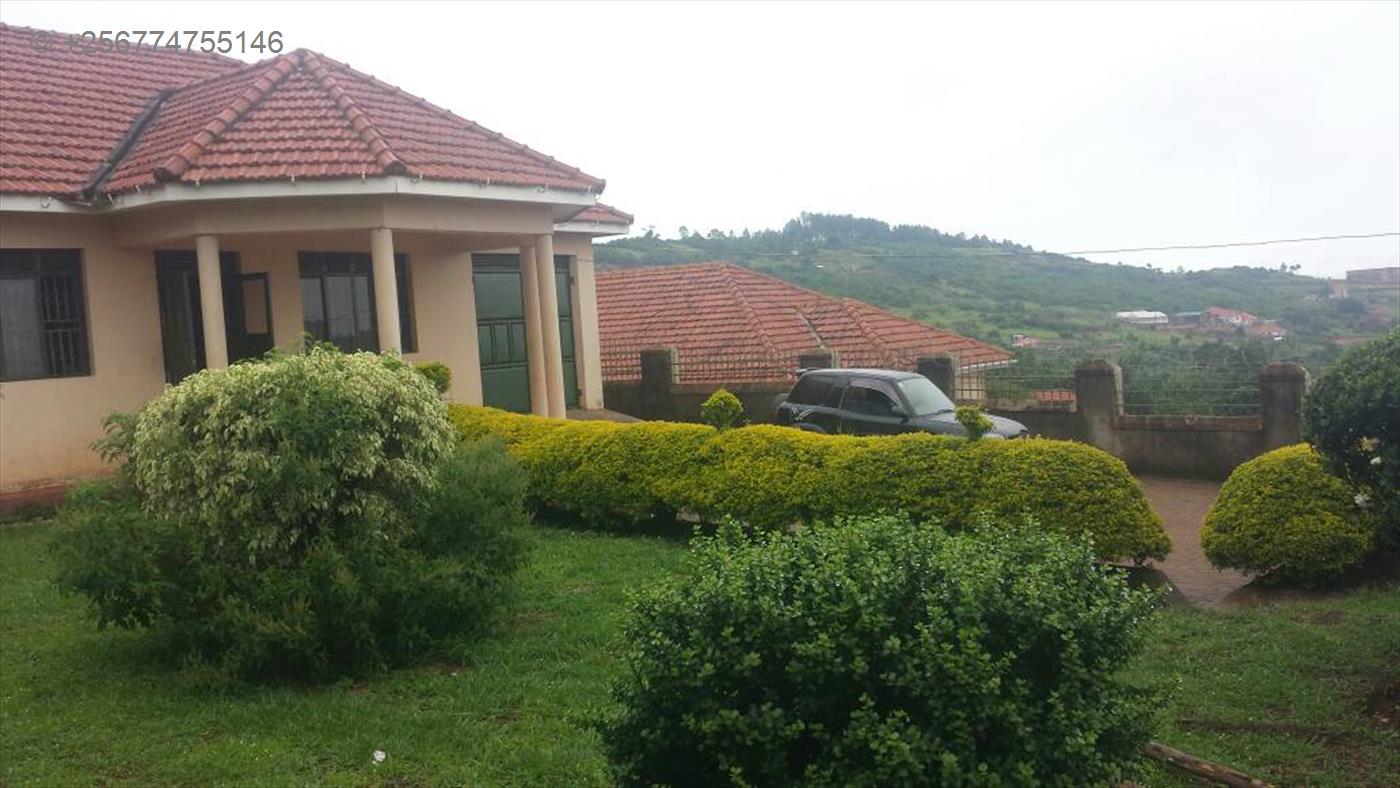 Bungalow for sale in Bwebajja Wakiso