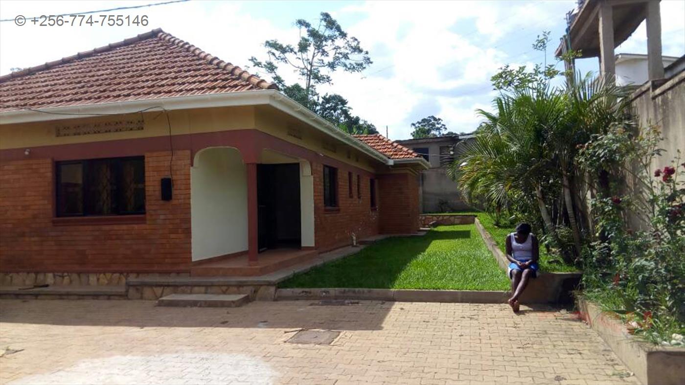 Bungalow for rent in Buwaate Wakiso