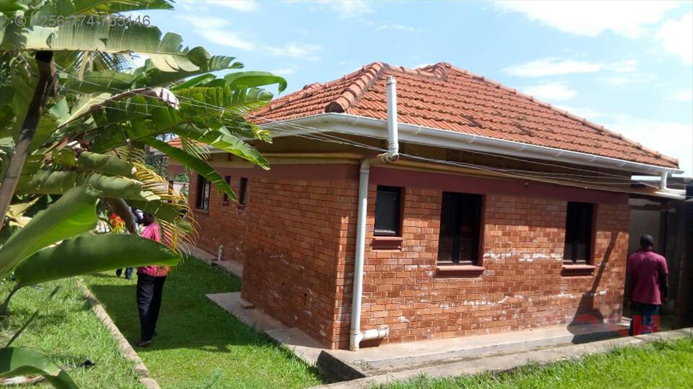 Bungalow for rent in Buwaate Wakiso