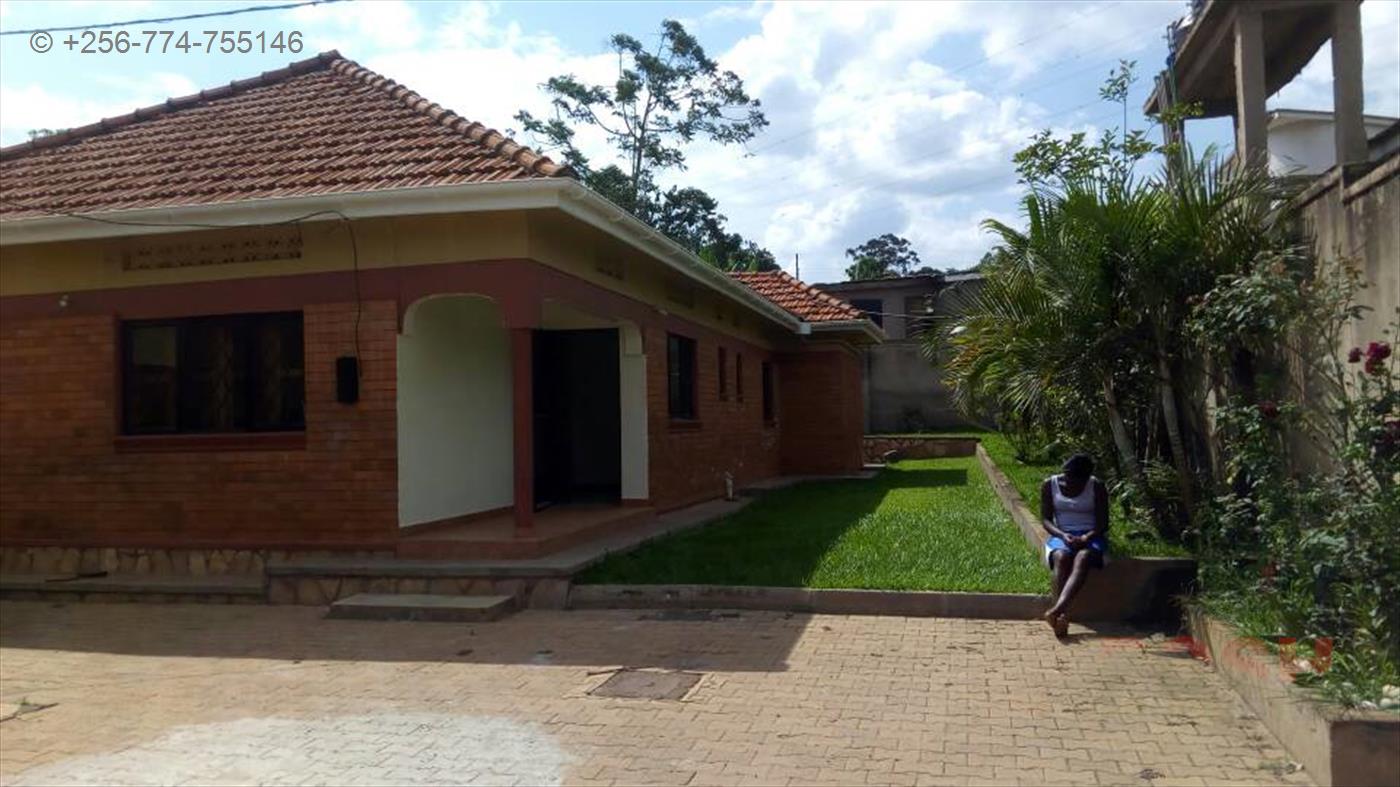 Bungalow for rent in Buwaate Wakiso