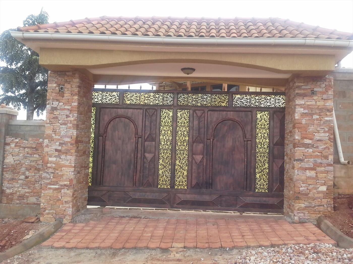 Cottage for sale in Seguku Wakiso