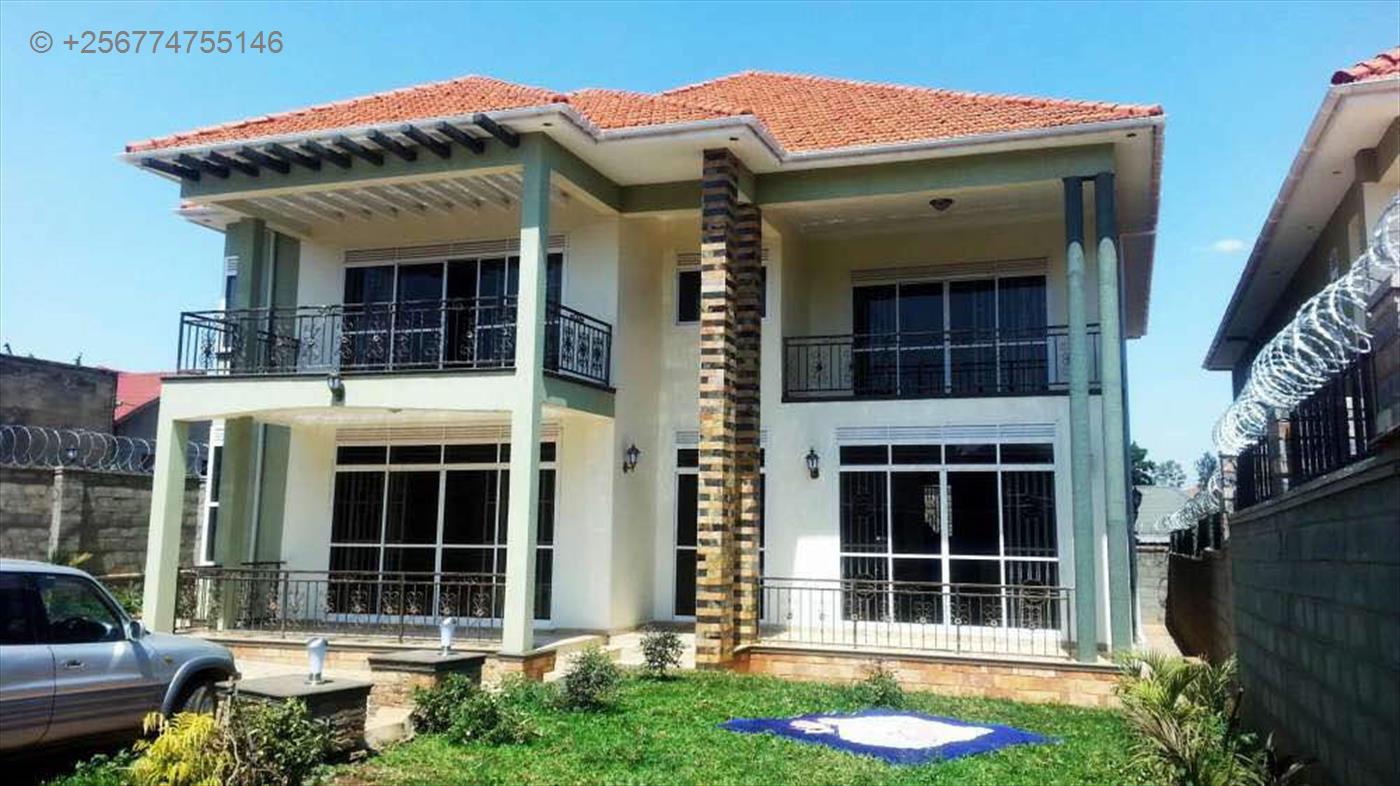 Mansion for sale in Kira Wakiso