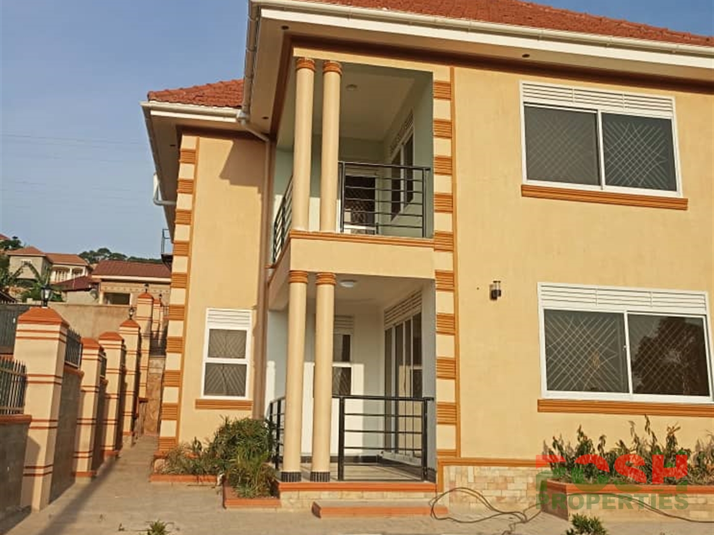 Mansion for sale in Seguku Wakiso