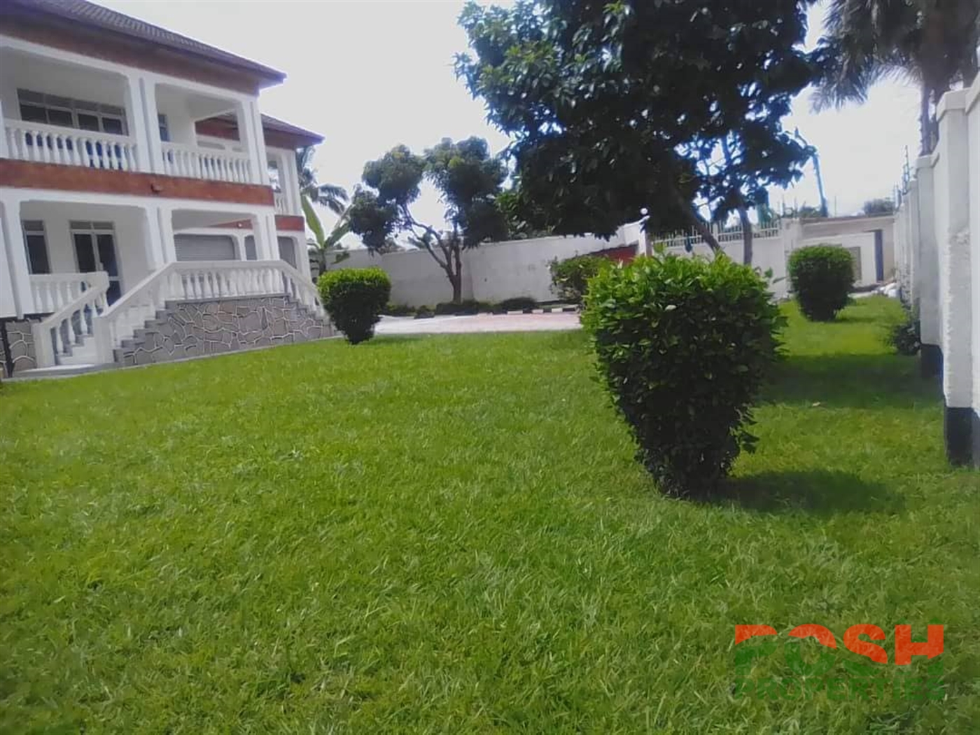 Mansion for rent in Munyonyo Kampala