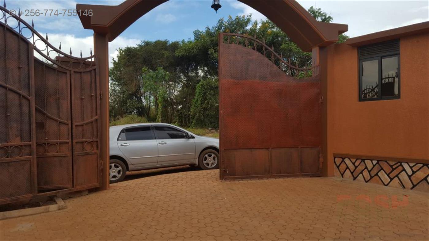 Bungalow for sale in Kira Wakiso