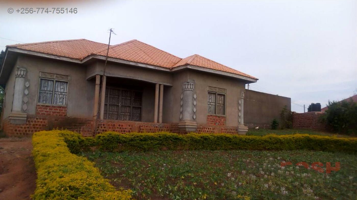 Bungalow for sale in Gayaza Wakiso