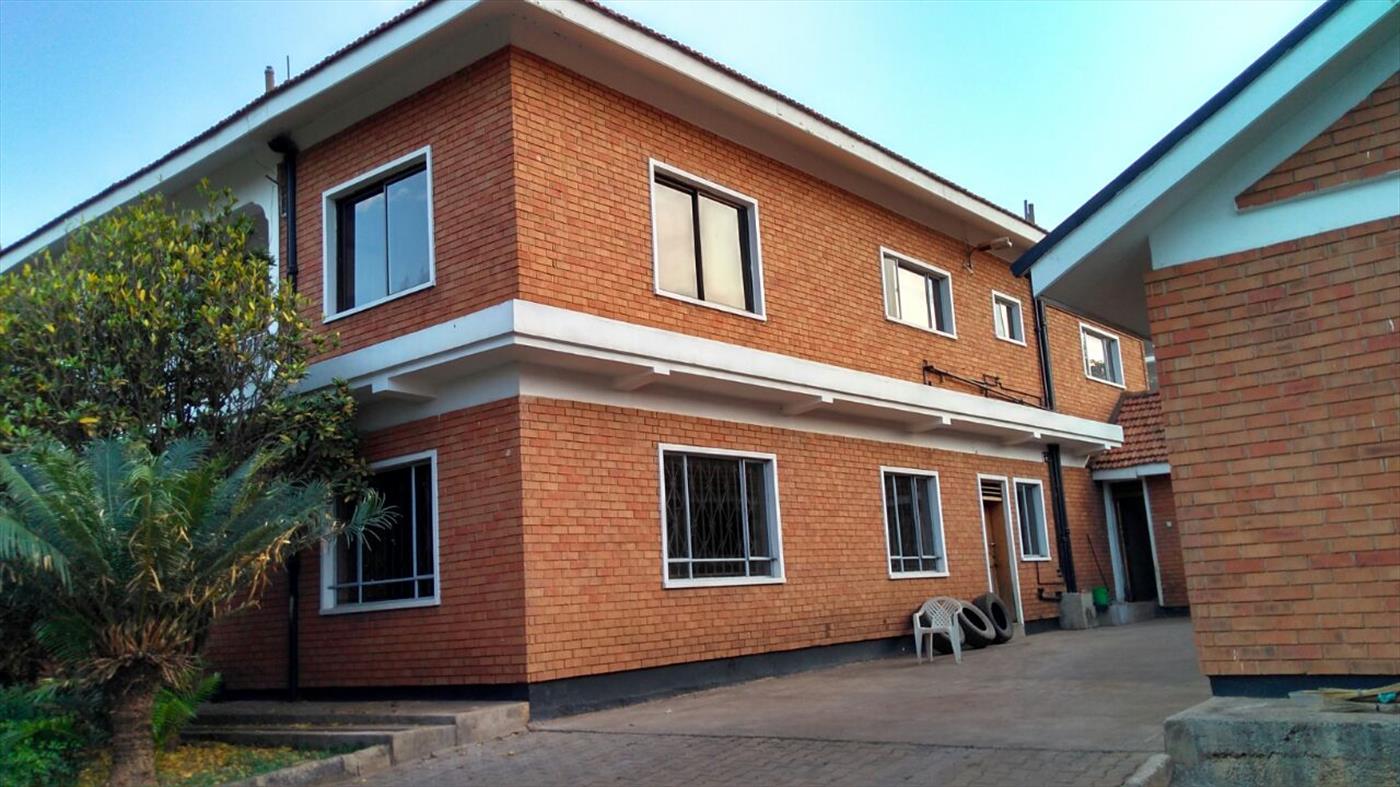 Mansion for rent in Kisugu Kampala