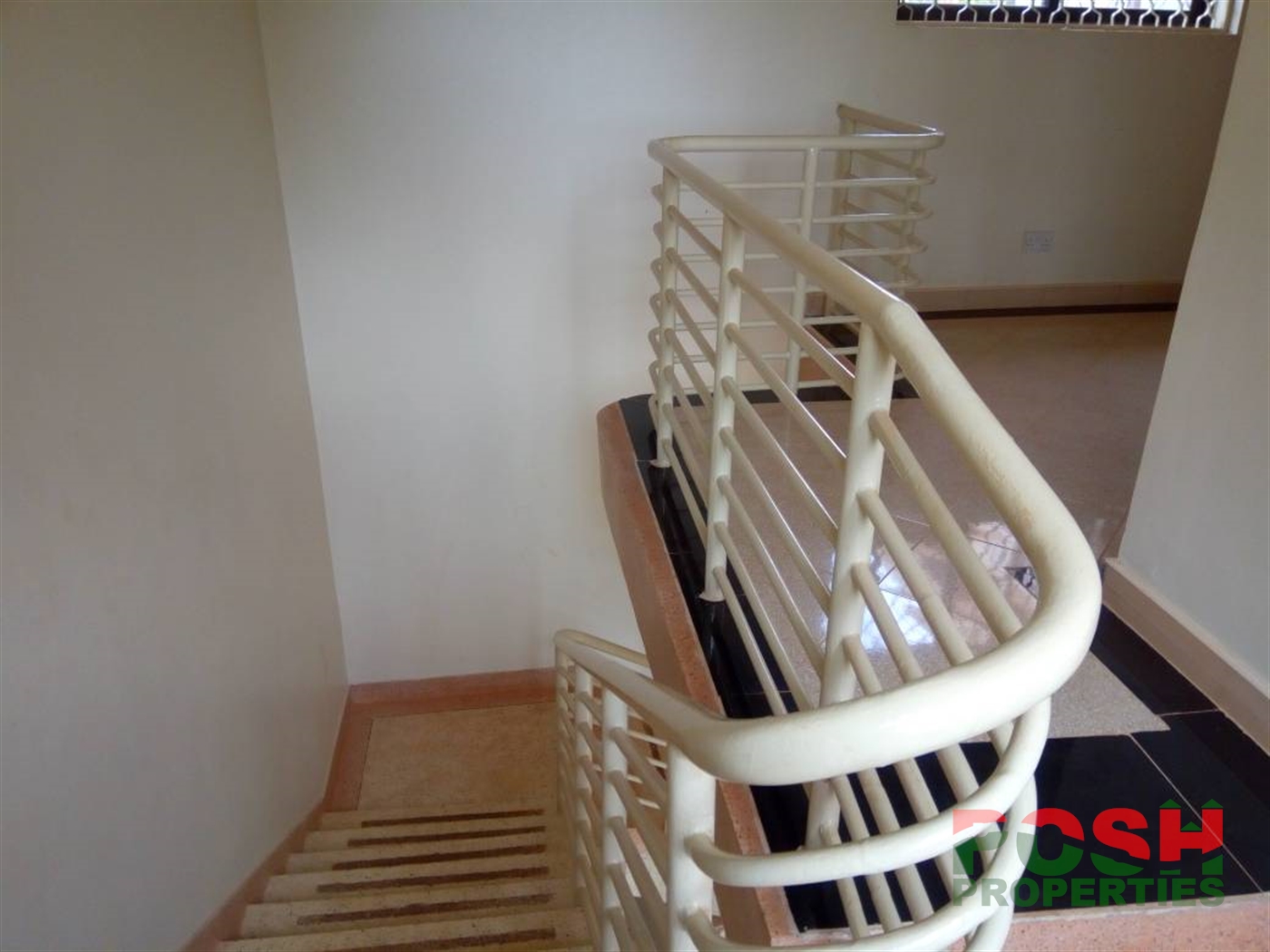 Mansion for rent in Lubowa Wakiso