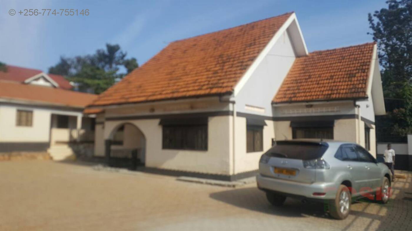 Bungalow for sale in Bukoto Kampala