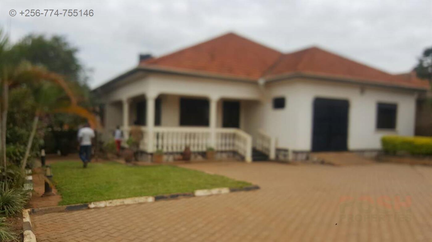 Bungalow for sale in Muyenga Kampala