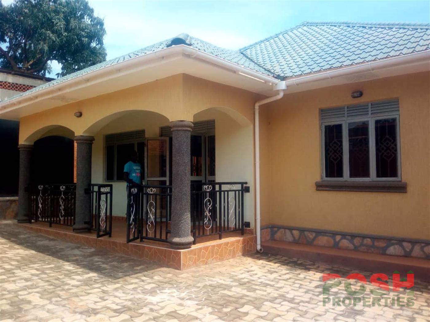 Bungalow for sale in Munyonyo Kampala