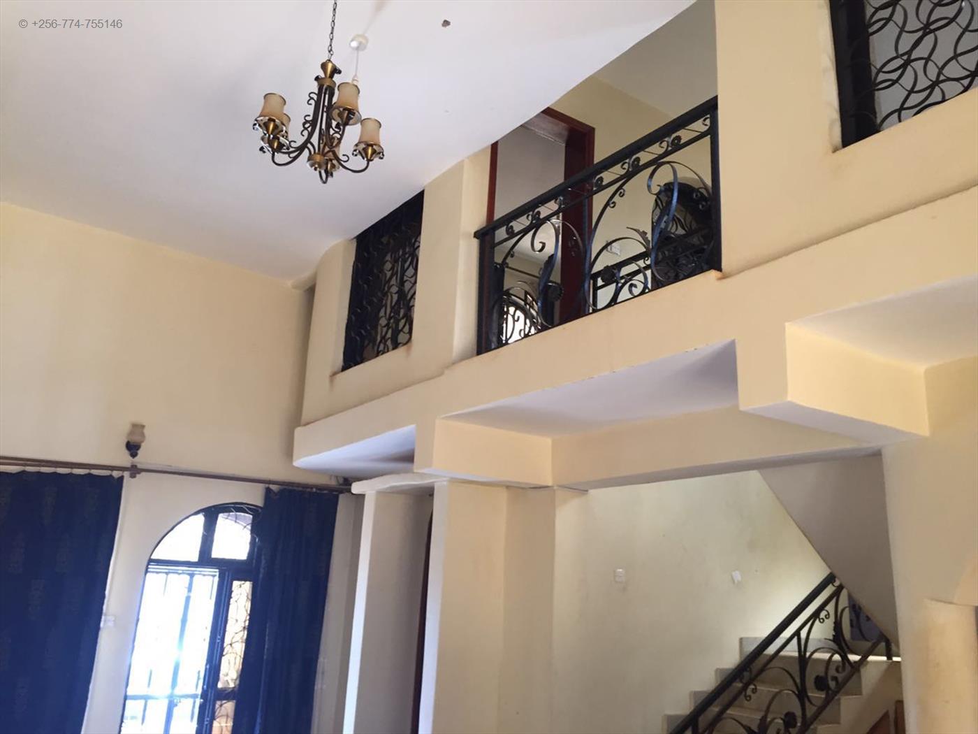 Mansion for sale in Seguku Wakiso