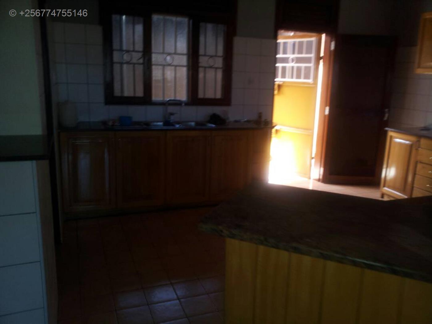 Bungalow for rent in Muyenga Kampala