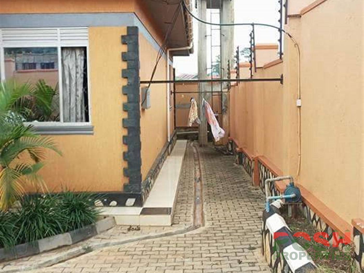 Semi Detached for rent in Bweyogerere Wakiso