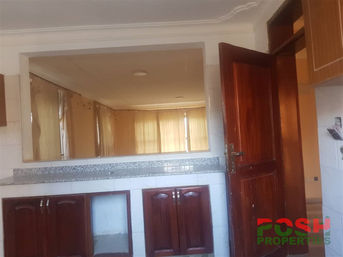 Mansion for sale in Bwebajja Wakiso