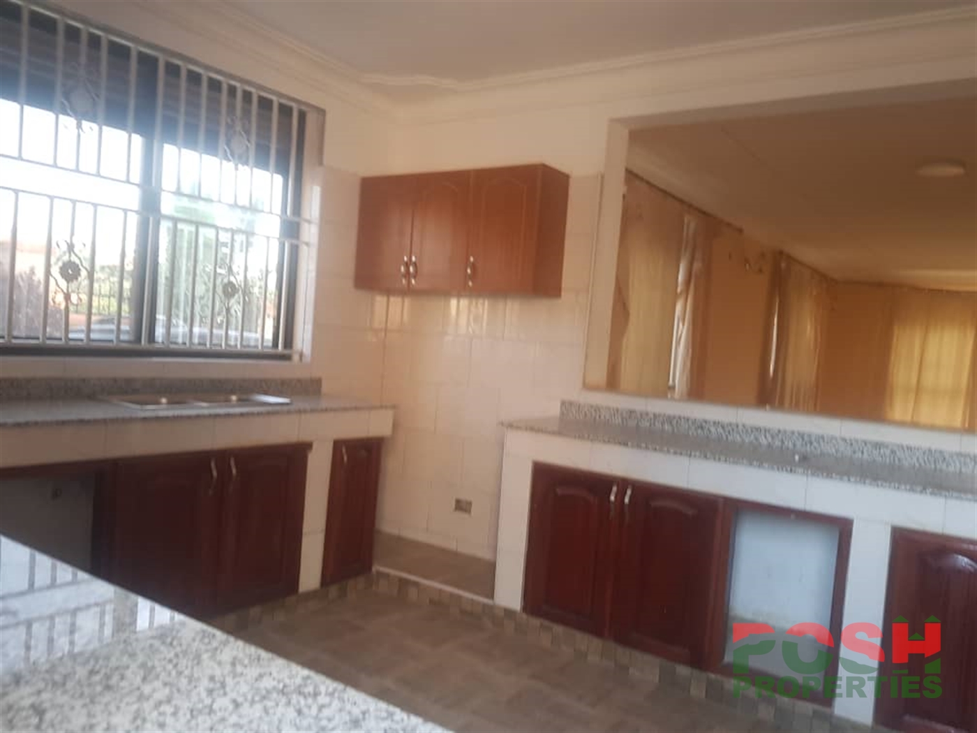 Mansion for sale in Bwebajja Wakiso