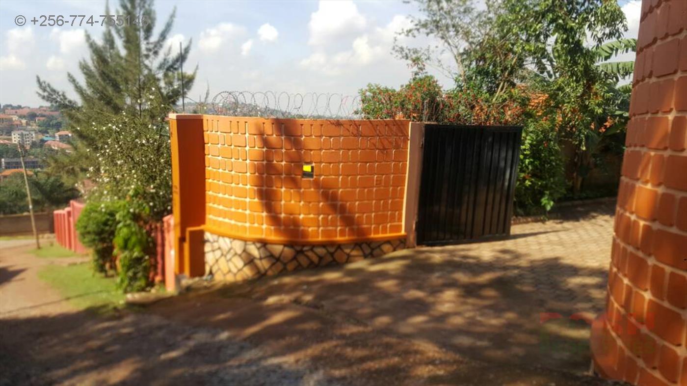 Bungalow for sale in Kisaasi Wakiso