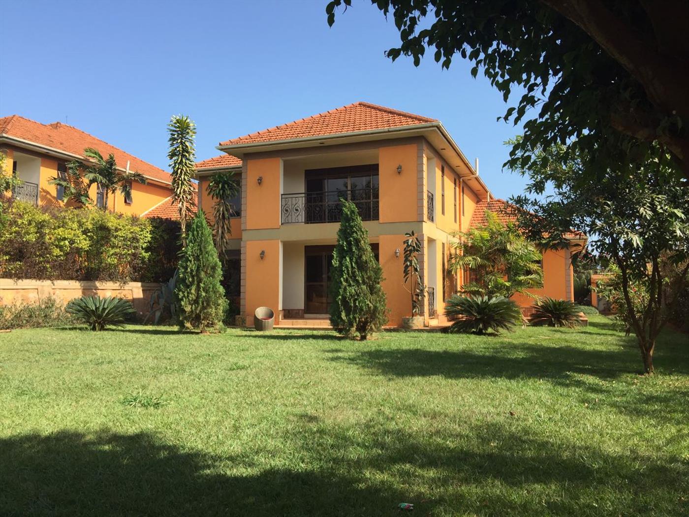 Mansion for rent in Mutungo Kampala