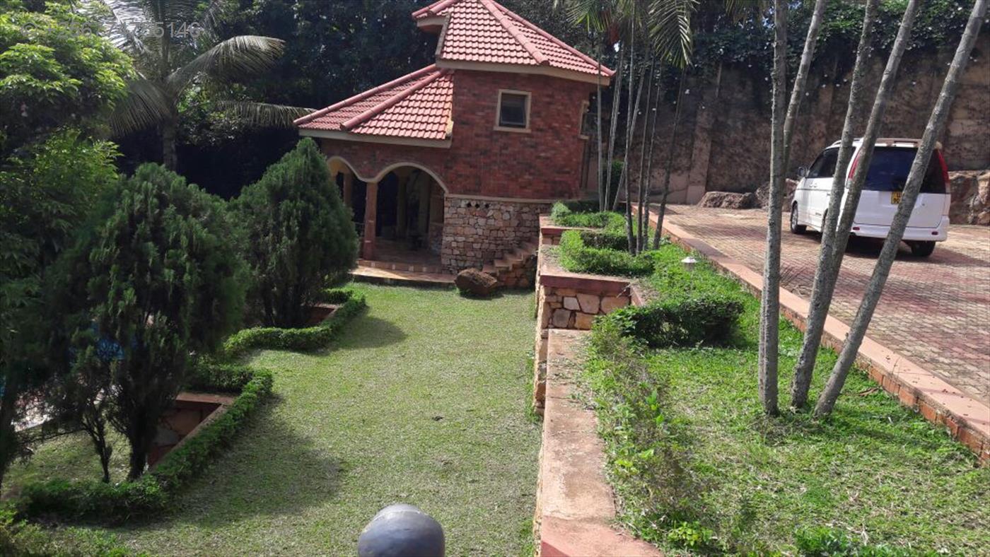 Mansion for rent in Mbuya Kampala