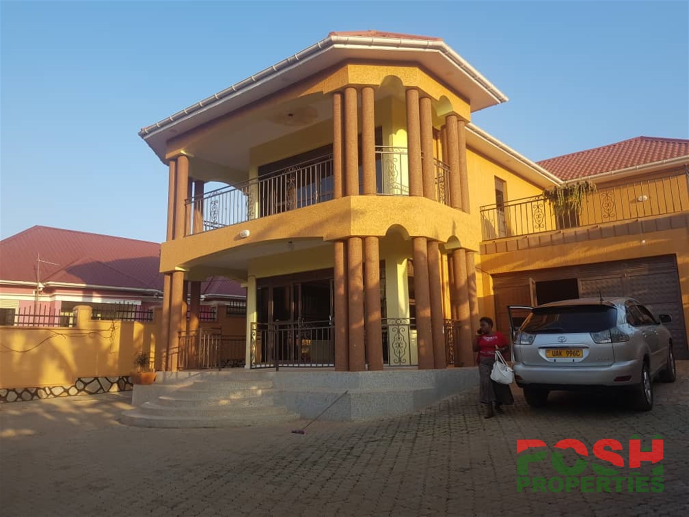 Mansion for rent in Bwebajja Wakiso