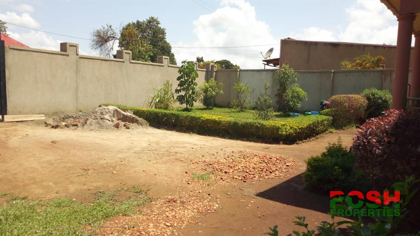 Bungalow for sale in Gayaza Wakiso