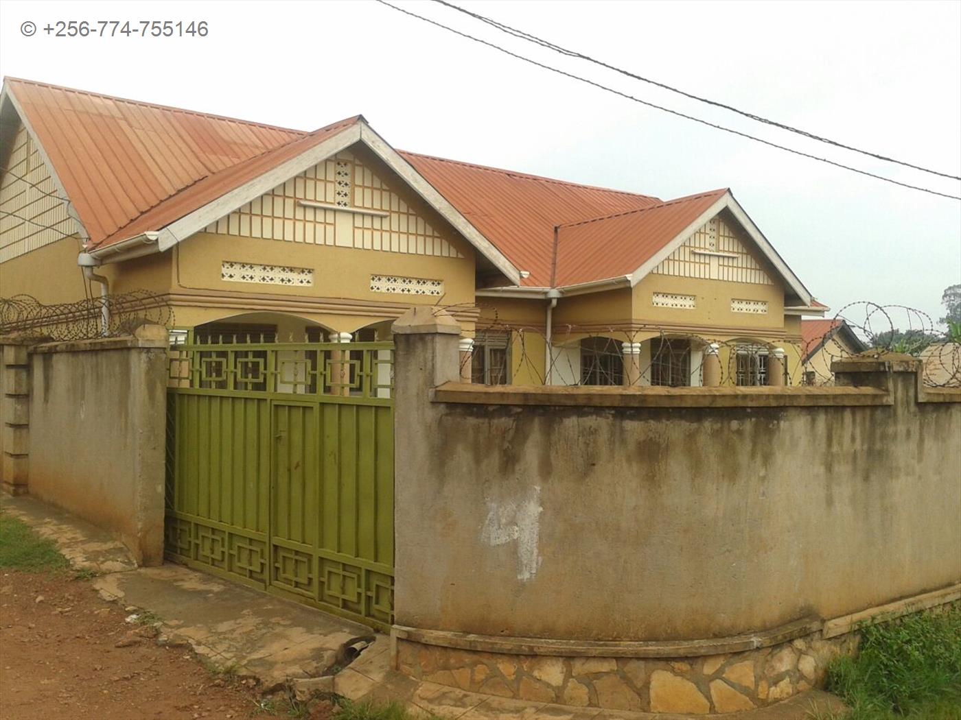 Semi Detached for rent in Bukoto Kampala
