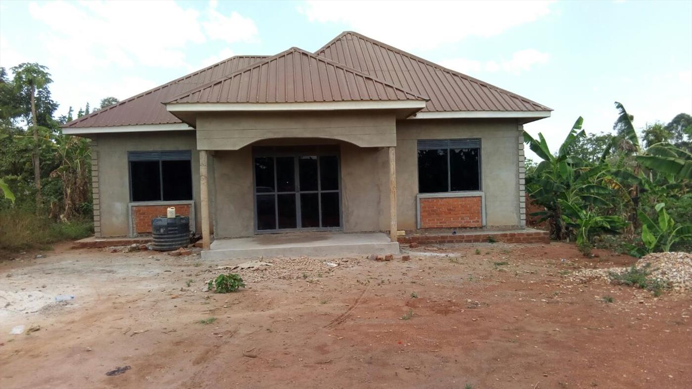 Bungalow for sale in Kasangati Wakiso