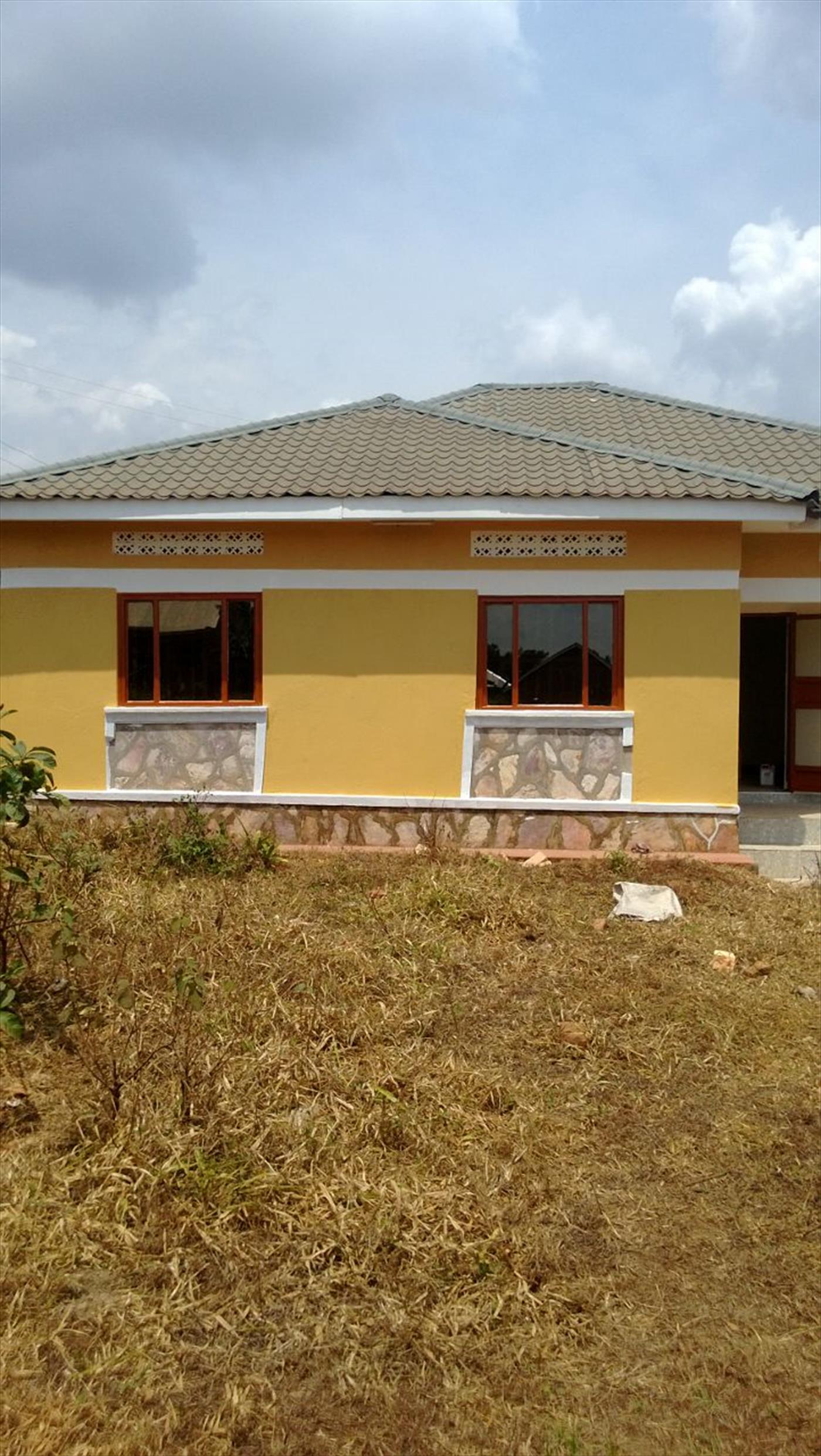 Bungalow for sale in Nansana Wakiso