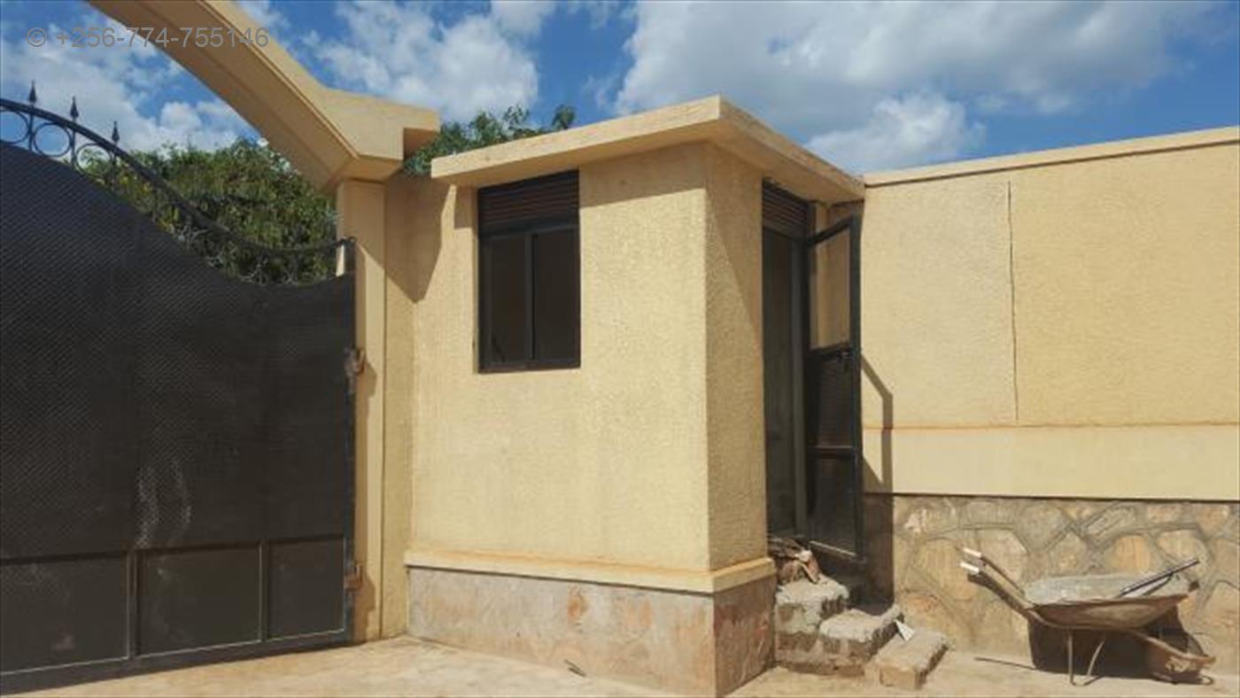 Bungalow for sale in Kira Wakiso