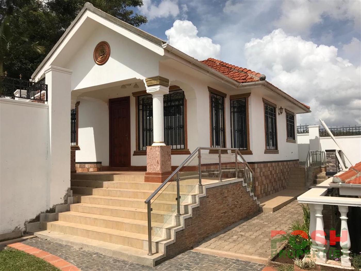 Villa for sale in Lubowa Kampala