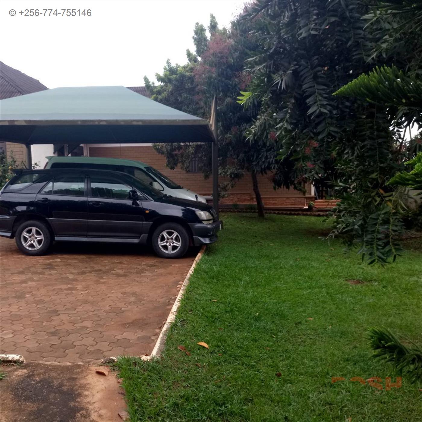 Bungalow for sale in Munyonyo Kampala