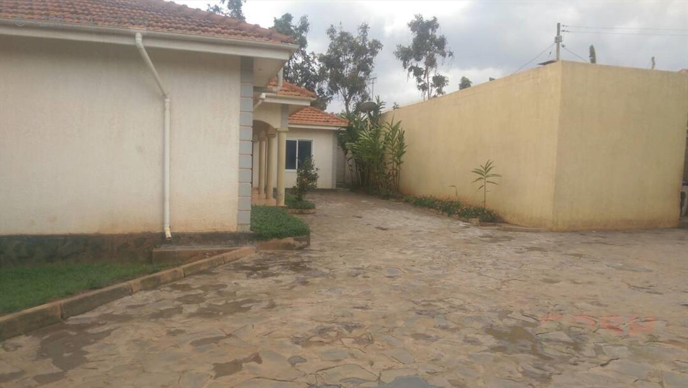 Bungalow for sale in Masanafu Wakiso