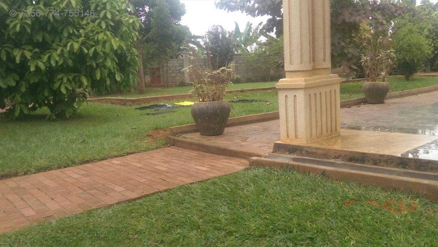 Bungalow for sale in Masanafu Wakiso