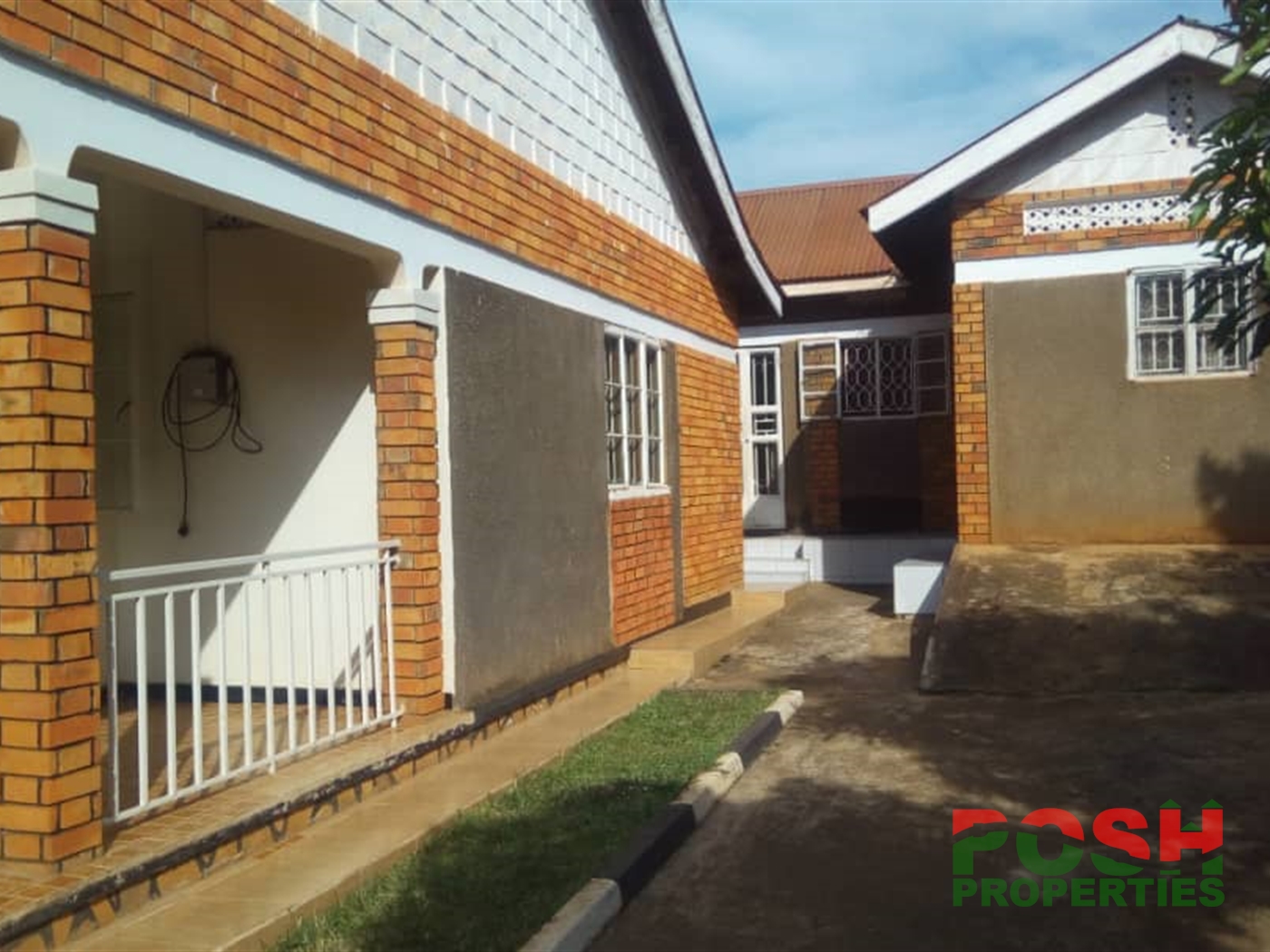 Bungalow for sale in Bukoto Kampala