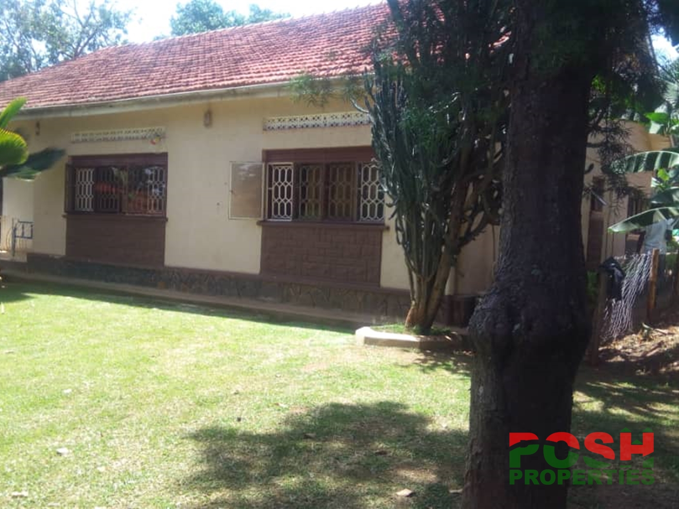 Bungalow for sale in Muyenga Kampala